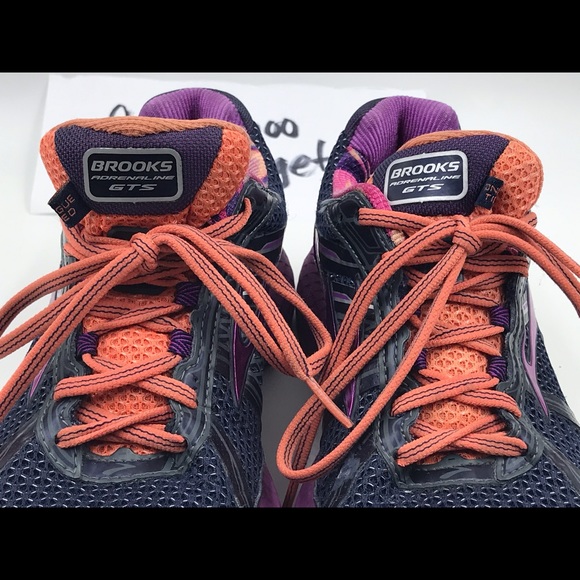 Brooks GTS Running Shoe - Picture 2 of 6